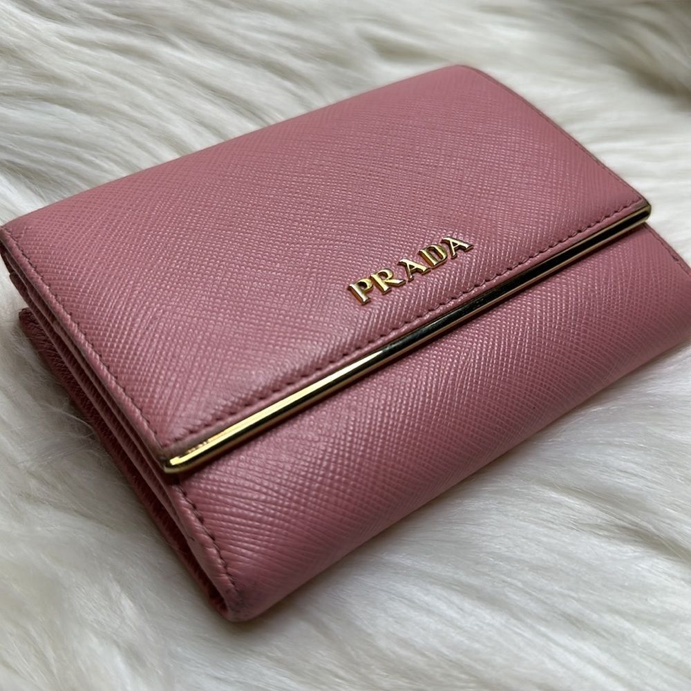 💯Authentic Prada compact Wallet 🍀 - Picture 15 of 15